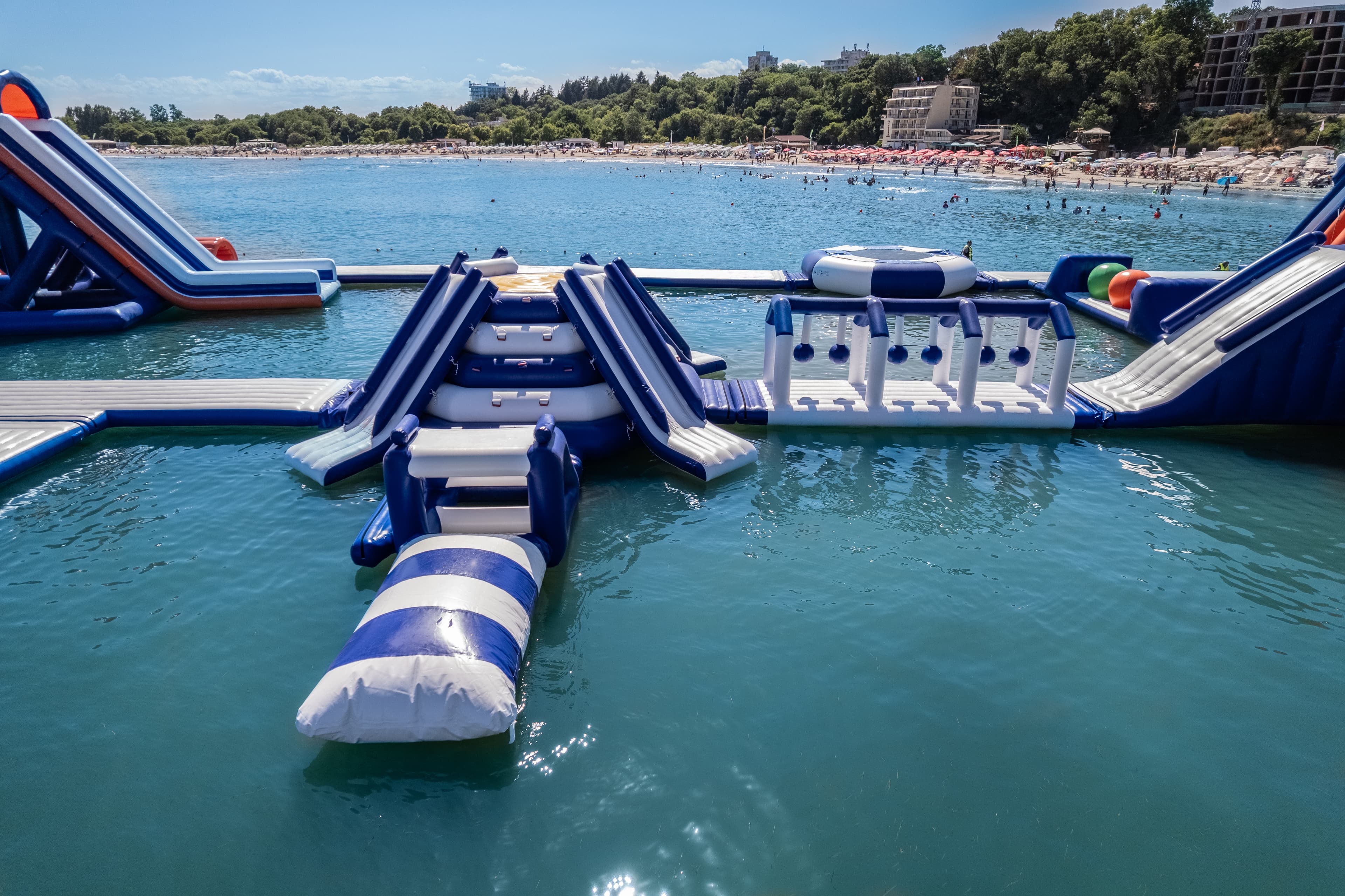 Seasonal Pass – Kitten